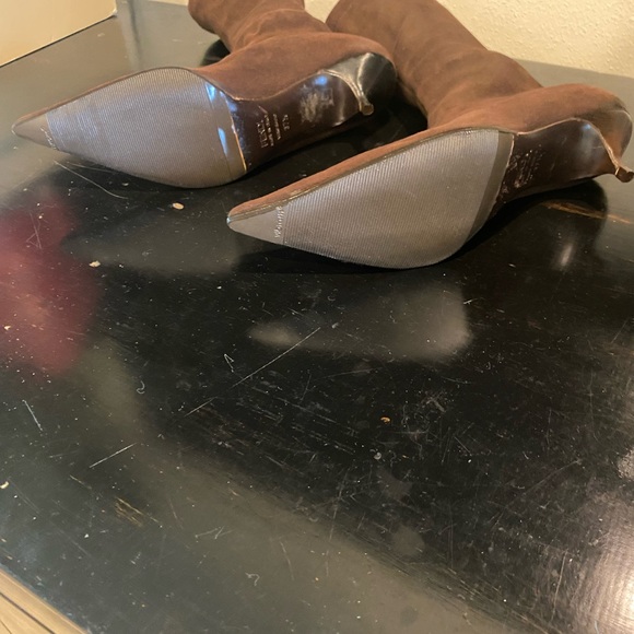 FENDI SUEDE BOOTS PREOWNED SIZE-7.5 - Picture 14 of 14